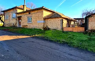 Къща в Търговище, с. Медовина