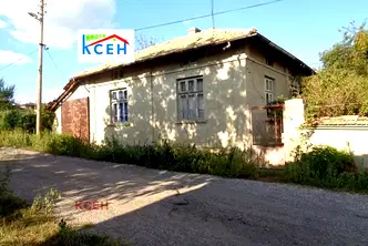 Къща в Търговище, с. Певец