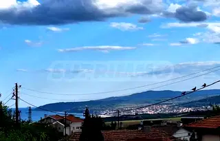 Къща във Варна, Бяла