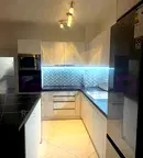 Къща във Варна, Бяла
