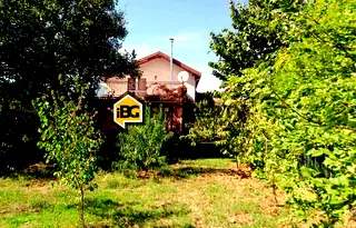 Къща във Варна, Бяла