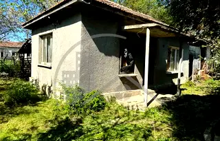 Къща във Варна, Бяла