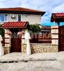 Къща във Варна, Девня