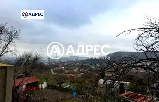 Къща във Варна, Девня