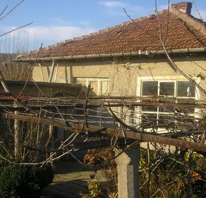 Photo 2 — House in Varna, Dylgopol