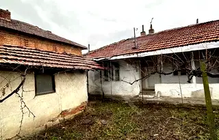 Къща във Варна, Дългопол