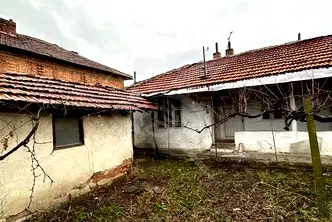 Къща във Варна, Дългопол