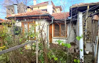 Къща във Варна, Провадия