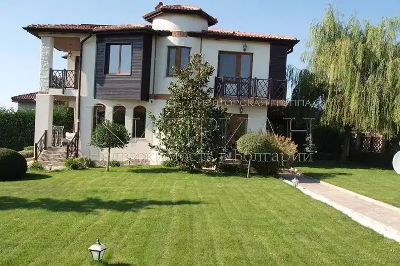 House in Oblast Varna, Avren