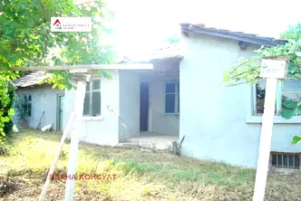 Къща във Варна, с. Аврен