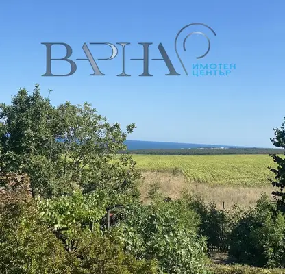 Снимка 3 — Къща във Варна, с. Близнаци