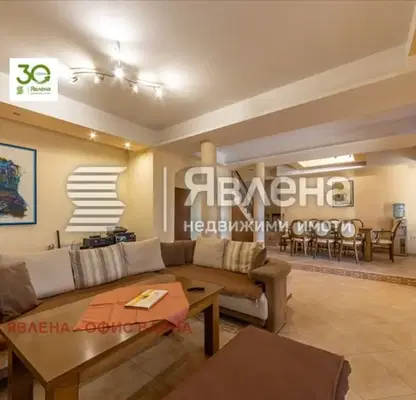 Photo 2 — House in Oblast Varna, Bolyarci