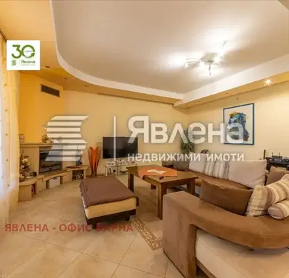 Photo 3 — House in Oblast Varna, Bolyarci