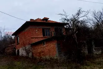 Къща във Варна, с. Боряна