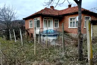 Къща във Варна, с. Бърдарево