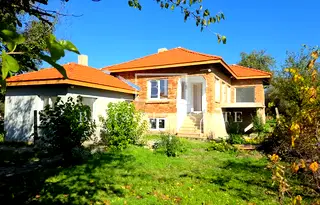 Къща във Варна, с. Червенци