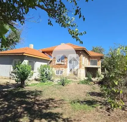 Photo 2 — House in Oblast Varna, Chervenci