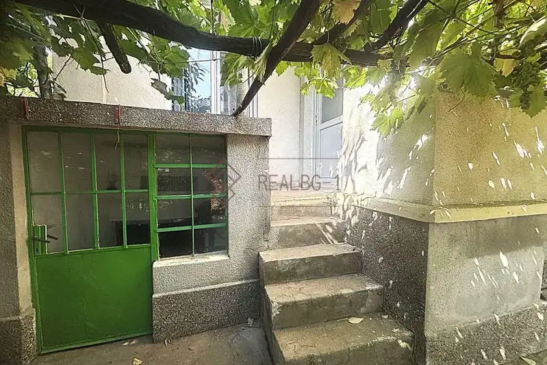 Къща във Варна, с. Детелина