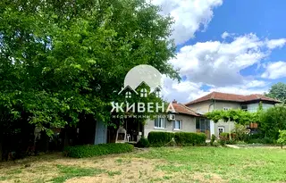Къща във Варна, с. Дъбравино