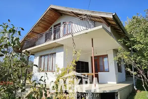 Къща във Варна, с. Дъбравино