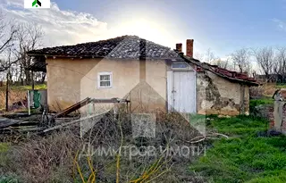 Къща във Варна, с. Караманите