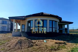 Къща във Варна, с. Кичево