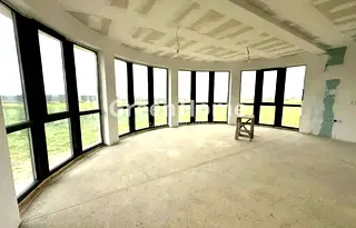 Къща във Варна, с. Кичево
