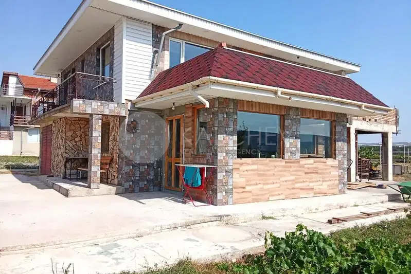 House in Oblast Varna, Krivini
