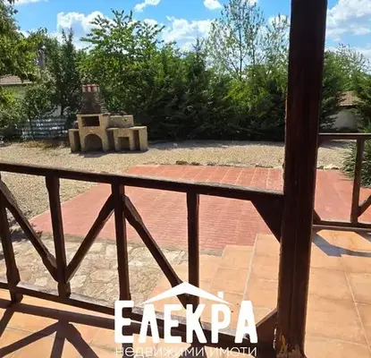 Снимка 3 — Къща във Варна, с. Кривня
