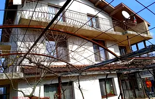 Къща във Варна, с. Левски