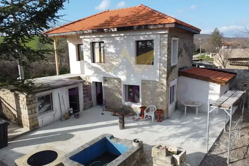 House in Oblast Varna, Manastir