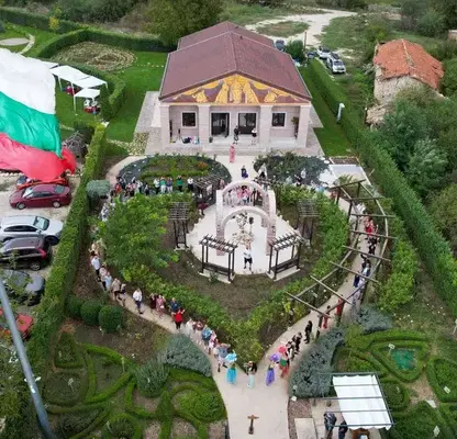 Photo 2 — House in Varna, Neofit Rilski