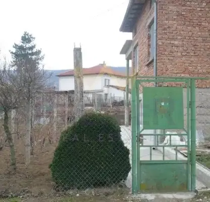 Снимка 4 — Къща във Варна, с. Партизани