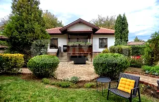 Къща във Варна, с. Пчелник