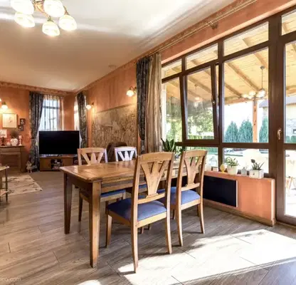 Photo 2 — House in Varna, Priselci