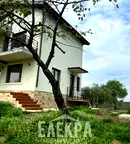 Къща във Варна, с. Равна гора