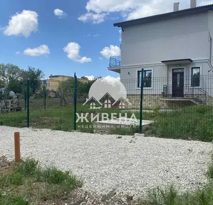Снимка 2 — Къща във Варна, с. Равна гора
