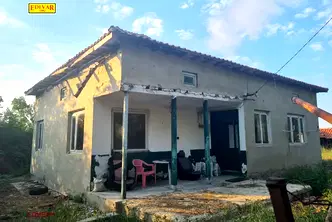 Къща във Варна, с. Рудник
