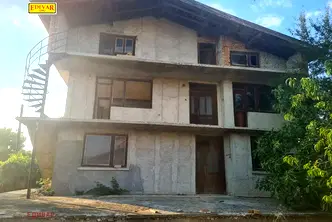 Къща във Варна, с. Рудник