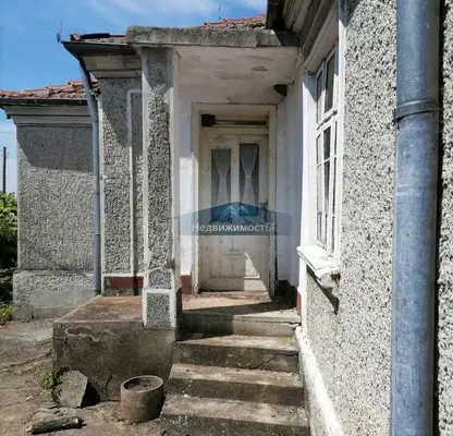 Снимка 2 — Къща във Варна, с. Рудник