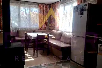Къща във Варна, с. Синдел