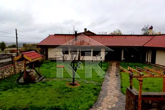 Къща във Варна, с. Слънчево