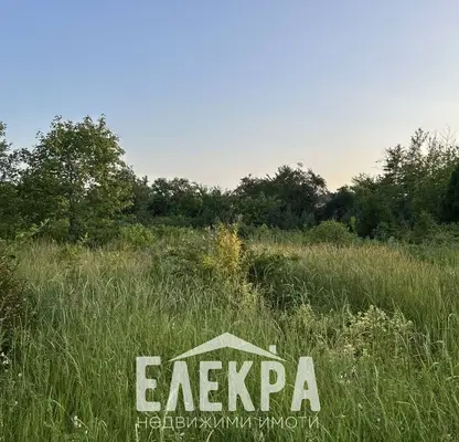 Снимка 2 — Къща във Варна, с. Солник
