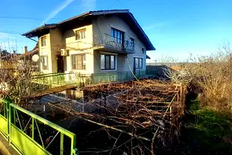 Къща във Варна, с. Старо Оряхово