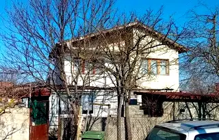 Къща във Варна, с. Тръстиково