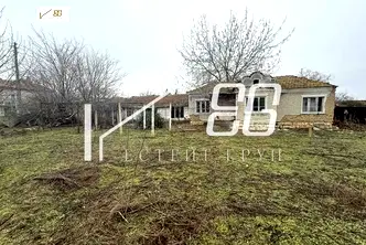 Къща във Варна, с. Тръстиково