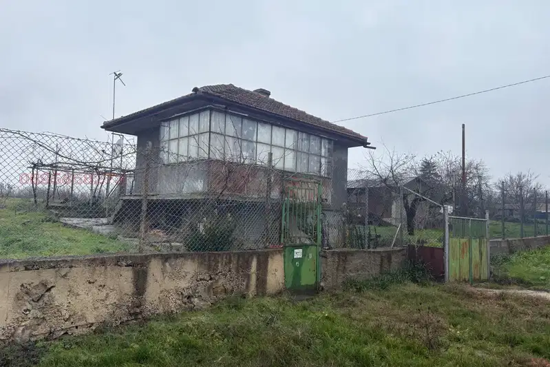 Къща във Варна, с. Ветрино