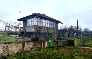 Къща във Варна, с. Ветрино