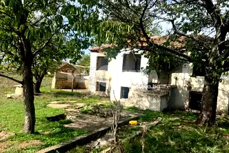 Къща във Варна, с. Ветрино