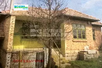 Къща във Варна, с. Войводино